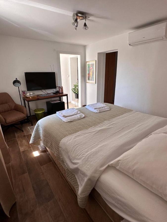 Madonna Guest house 3*